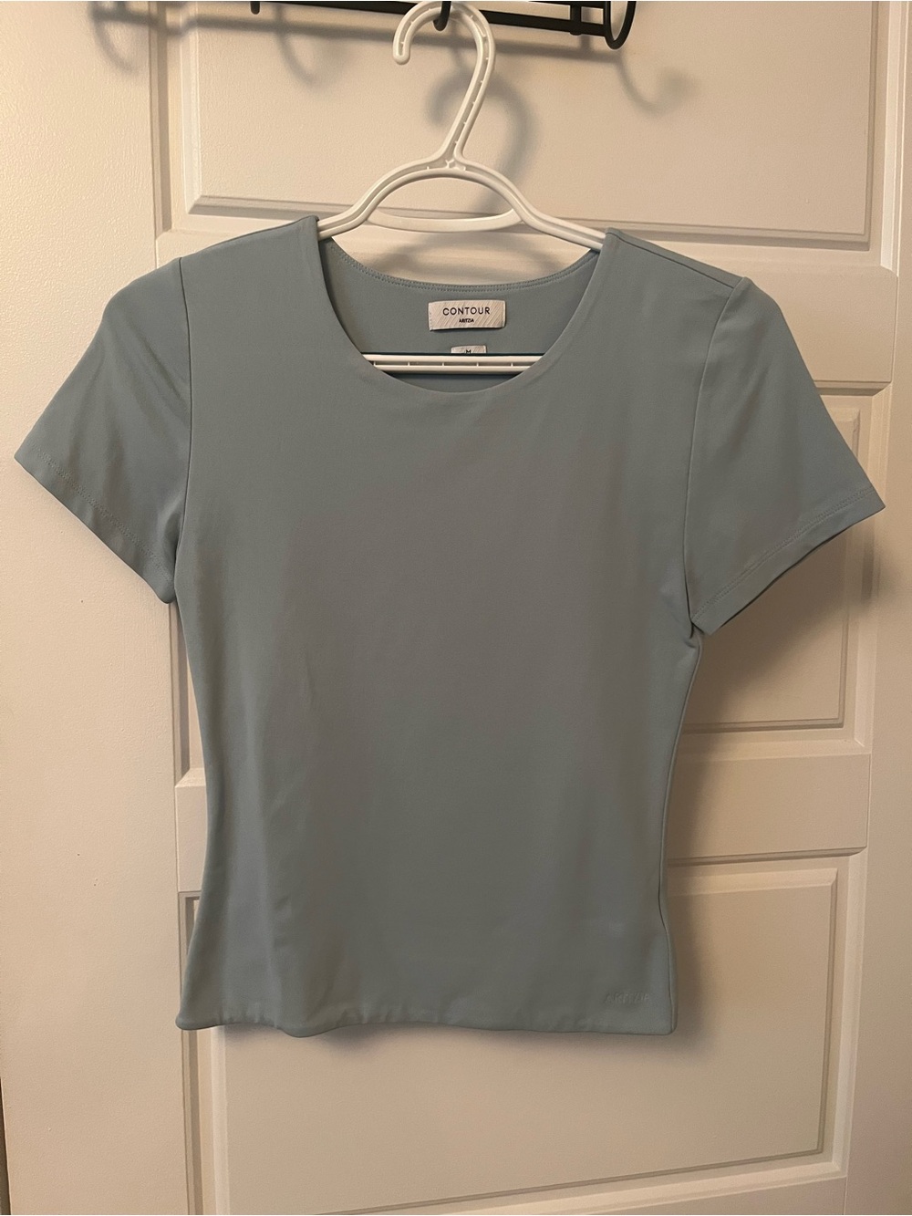 Aritzia Contour Short Sleeve Crew Top — Light Blue